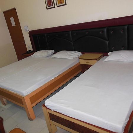 Hotel Taj Plaza, Vip Road, Agra Agra  Εξωτερικό φωτογραφία