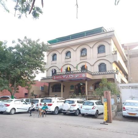 Hotel Taj Plaza, Vip Road, Agra Agra  Εξωτερικό φωτογραφία