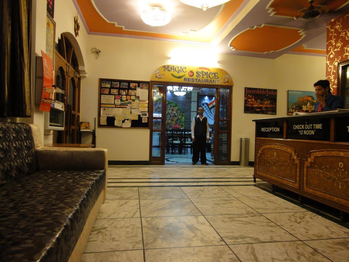 Hotel Taj Plaza, Vip Road, Agra Agra  Εξωτερικό φωτογραφία