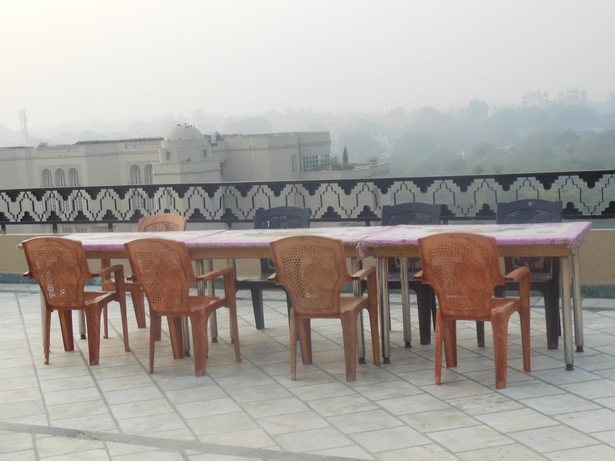 Hotel Taj Plaza, Vip Road, Agra Agra  Εξωτερικό φωτογραφία