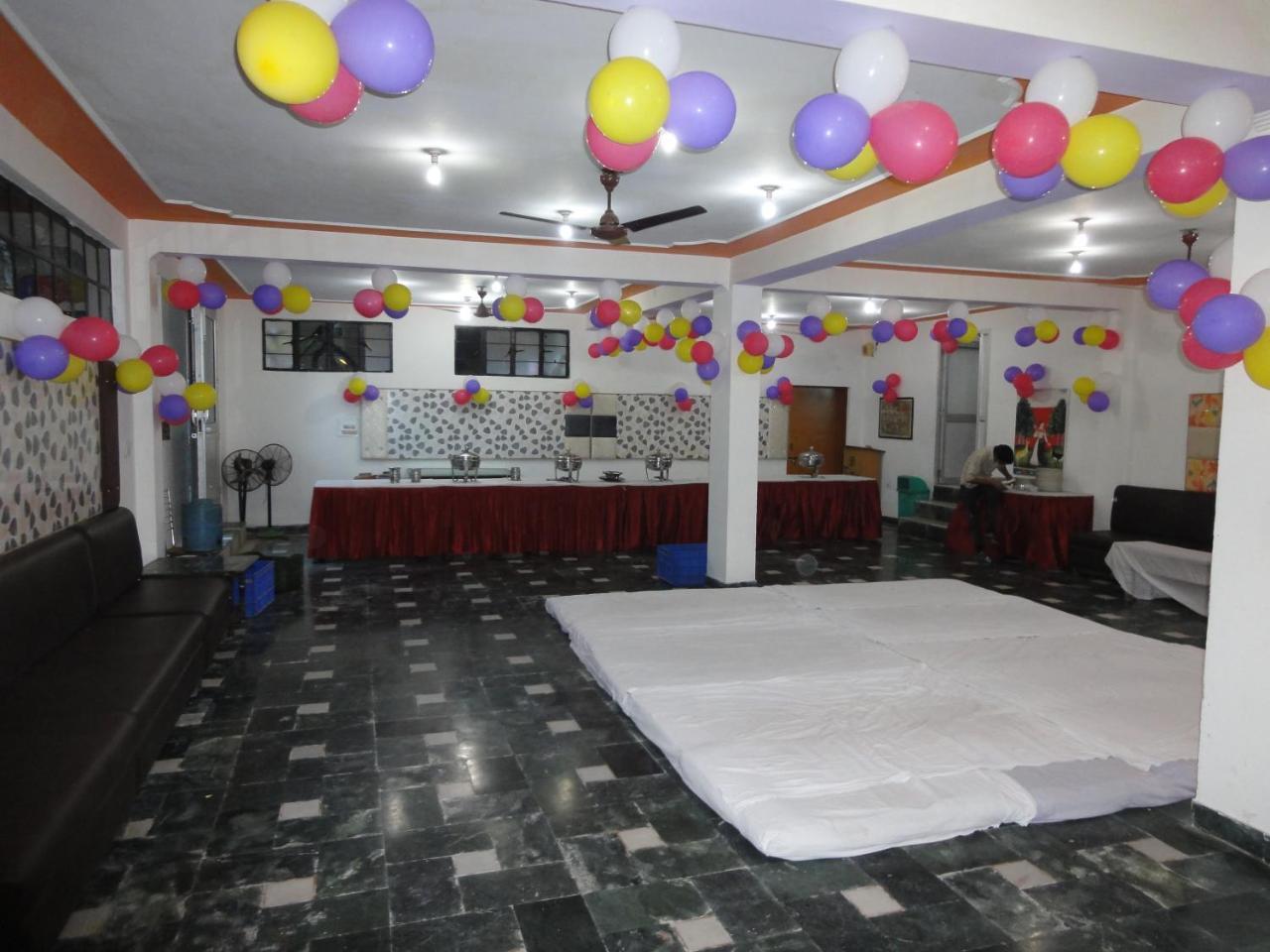Hotel Taj Plaza, Vip Road, Agra Agra  Εξωτερικό φωτογραφία