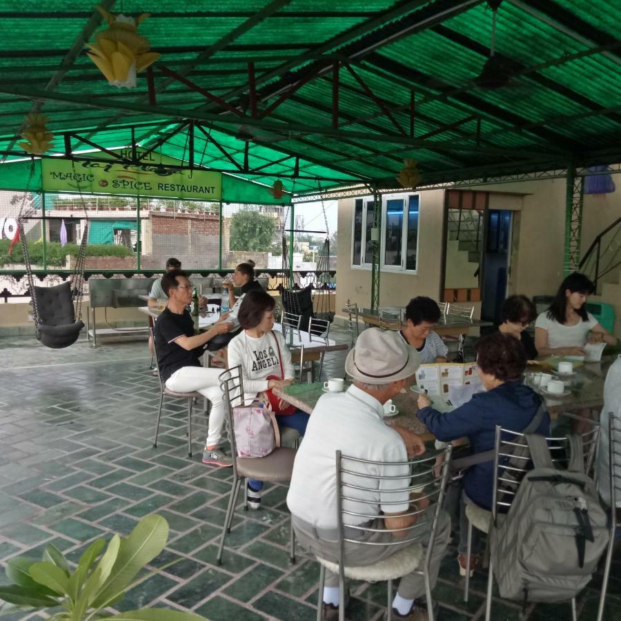 Hotel Taj Plaza, Vip Road, Agra Agra  Εξωτερικό φωτογραφία